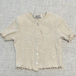 Vintage 90s En Focus Studio oatmeal beige ribbed button up top lettuce edge hem